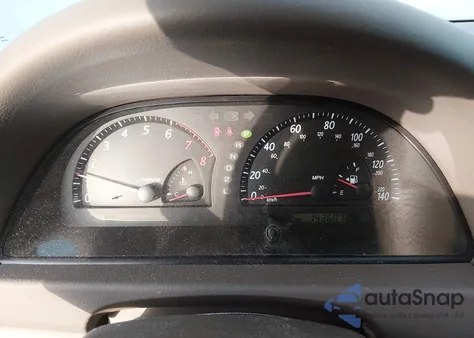 2004 Toyota Camry Le z USA, uszkodzony, nr VIN 4T1BE32K34U821758